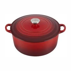 Classic Round Dutch Oven