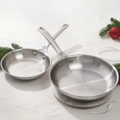 Le Creuset Signature Stainless Steel 2-Piece Fry Pan Set 7 Le Creuset Signature Stainless Steel 2-Piece Fry Pan Set -Kitchenware Sales Shop SSP14202 gallery1