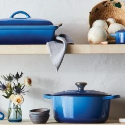 Le Creuset Round Dutch Oven -Kitchenware Sales Shop azure RDO g2