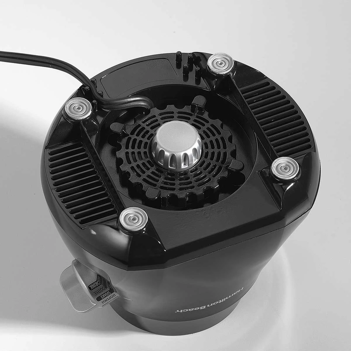 Hamilton Beach Wave Station® Blender With 48oz Plastic Jar Dispensing Spout 3 Hamilton Beach Wave Station® Blender With 48oz Plastic Jar Dispensing Spout - Image 3