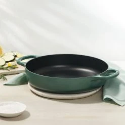 Le Creuset Signature Everyday Pan