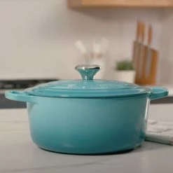 Le Creuset Round Dutch Oven -Kitchenware Sales Shop rdo thb video