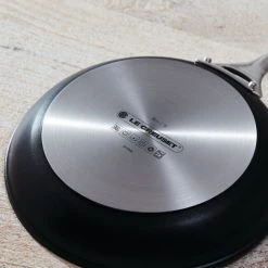 Le Creuset Toughened Nonstick PRO Fry Pan -Kitchenware Sales Shop tnsp gallery7