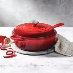Le Creuset Signature Cassadou